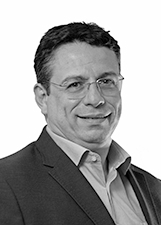 DR. CESAR NICOLATTI