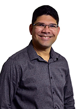 CARLOS ANDRÉ