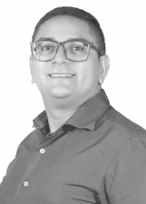 ANDRÉ MENEZES