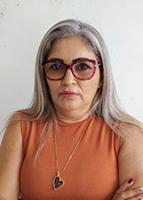 CLÁUDIA REIS