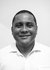 PROFESSOR DENIS BARATA