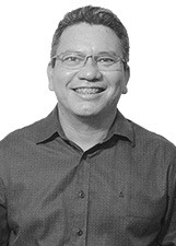 PROFESSOR AUGUSTO