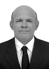 ADEMIR DE LUCENA
