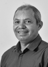 FERNANDO LINS