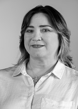 ADRIANA GOMES