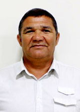 EGMON FAMILIA MOURA