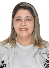 JULIANA MARTINHO