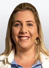 CAMILA CAMPANER