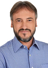 CARLOS EDUARDO