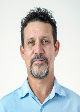 CARLOS ROBERTO