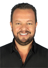EDUARDO QUEIROZ