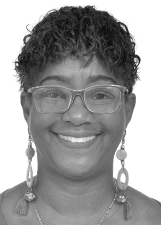 DORA CAXIAS ADORA