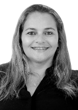 VALQUIRIA DIAS