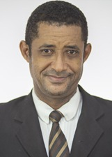 CLÁUDIO O POETA