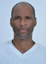 ADRIANO DOCEIRO