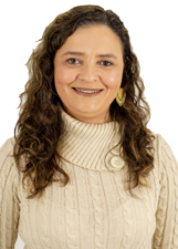 ADRIANA CARVALHO