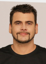 LÉO