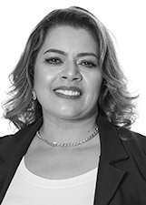 CLÉO BUENO