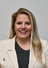 ANA PAULA DAMÁZIO