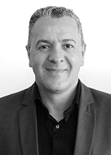 PASTOR LEANDRO