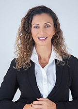 ADRIANA ALCÂNTARA