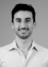 ADRIANO FISIOTERAPEUTA