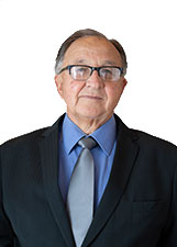 PROFESSOR EZUEL