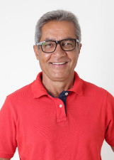CARLINHOS VALERIANO