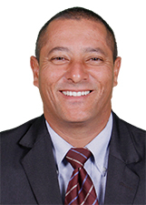 ADRIANO SÍNDICO