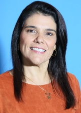 ADRIANA NAVES