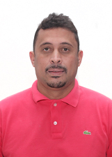 ADRIANO CALÇADOS