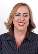 CLAUDIA BORGES
