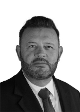 DR FERNANDO