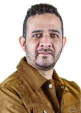 AUX DE EDUCAÇÃO ELIAS MARTINS
