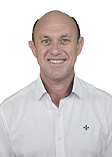 DR LUIS FABIO