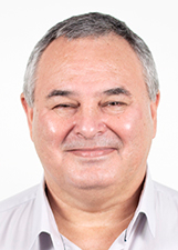 DR CARLOS EDUARDO