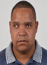 MAURICIO MAU MAU