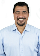 LAURENCE FAGUNDES