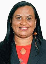 CÍNTIA MORENO