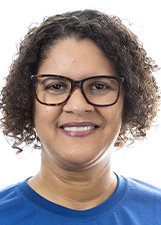 LÍVIA LIRA
