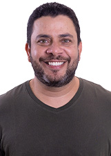 PAULO LINHARES