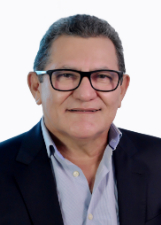 ZENIS DE AQUINO
