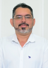 CLÉCIO SANTANA