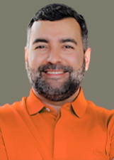 ISAN BOTELHO