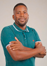 ANDRÉ RENATO