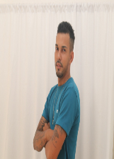 DANIEL NOVAIS
