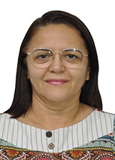 PROFESSORA IOLANDA