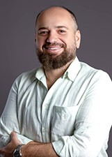 DR. ANDRE MACEDO