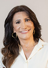 DIRETORA ANA LUCIA
