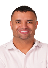 LEONARDO BORGES